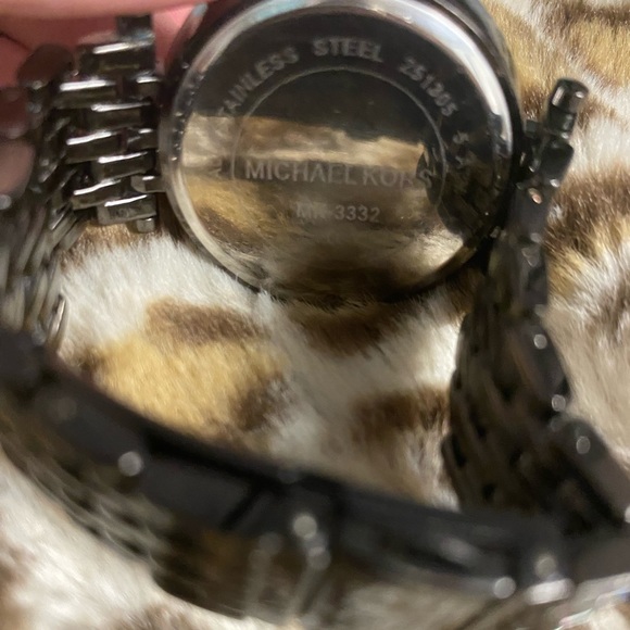 Michael kids watch with diamonds - Picture 4 of 4